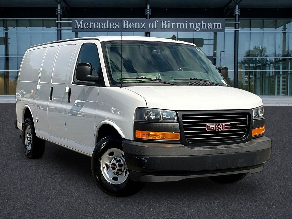 2019 GMC Savana Cargo 2500 RWD
