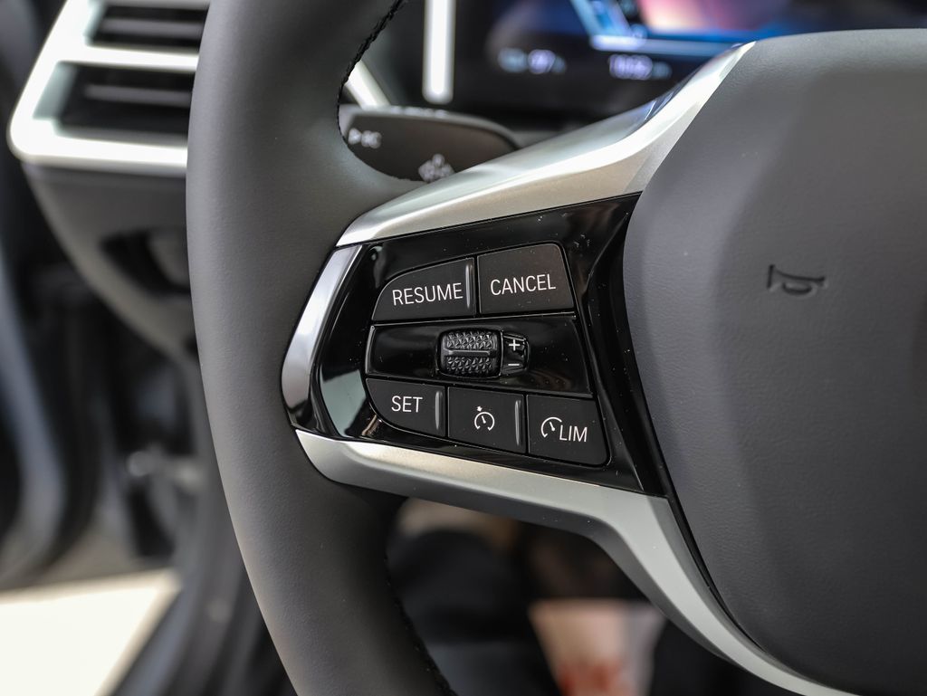 Thumbnail: 2026 BMW i4 - 12