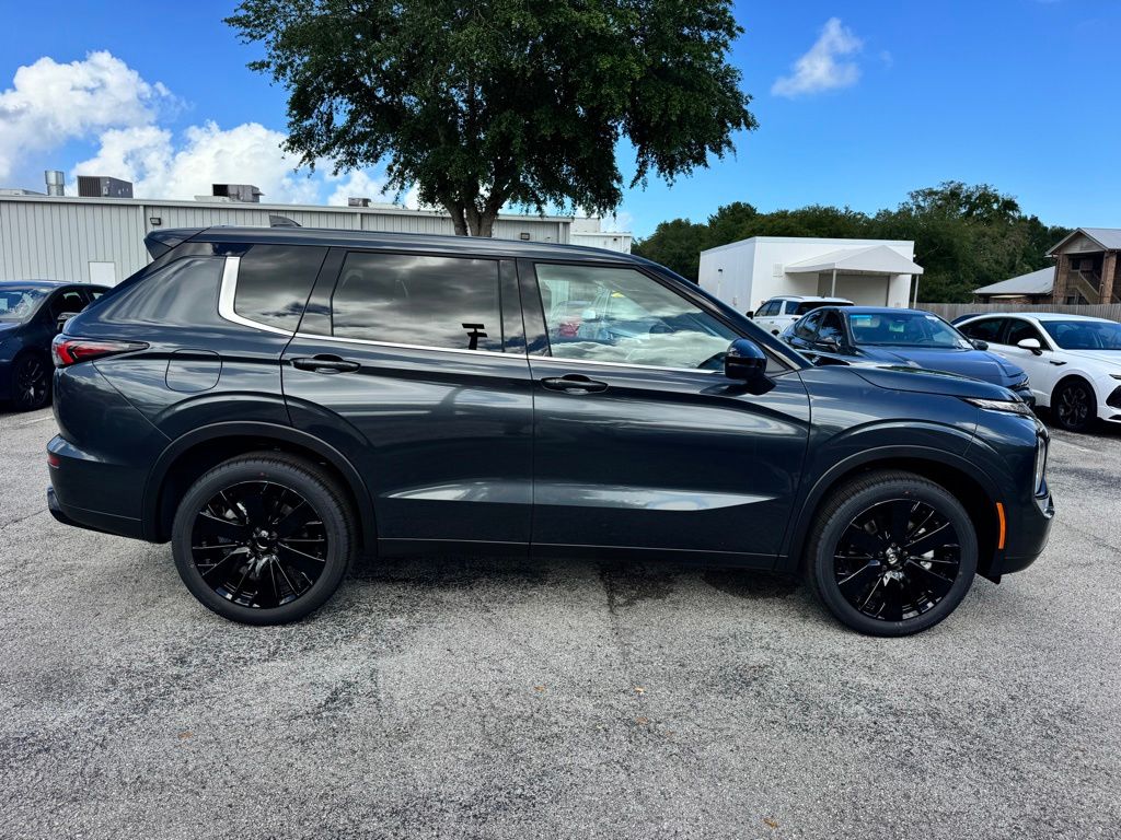 New 2026 Mitsubishi Outlander SUV