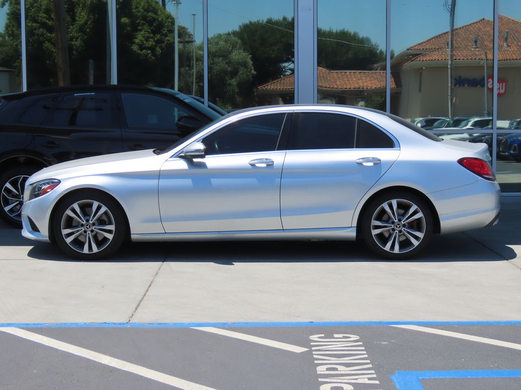 Thumbnail: 2021 Mercedes-Benz C-Class - 2