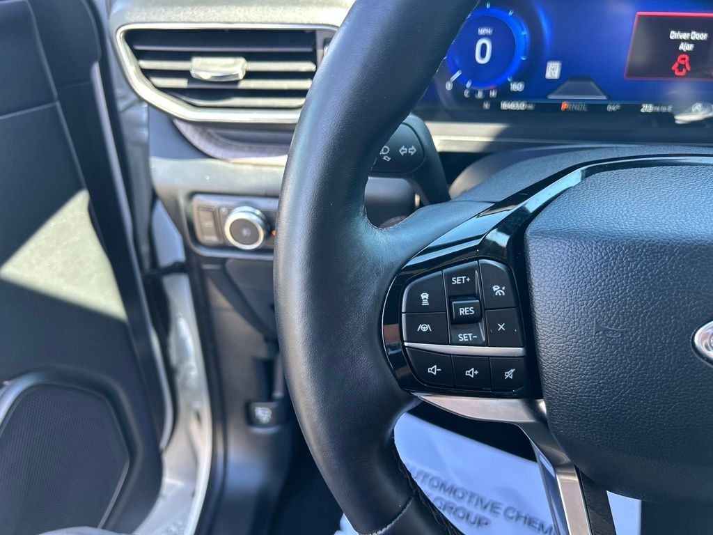 Thumbnail: 2023 Ford Explorer - 19