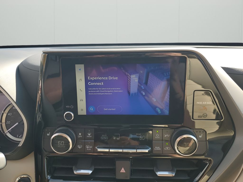 Used Car 2023 Toyota Highlander  Limited For Sale Under $40,000 In Austin, Texas