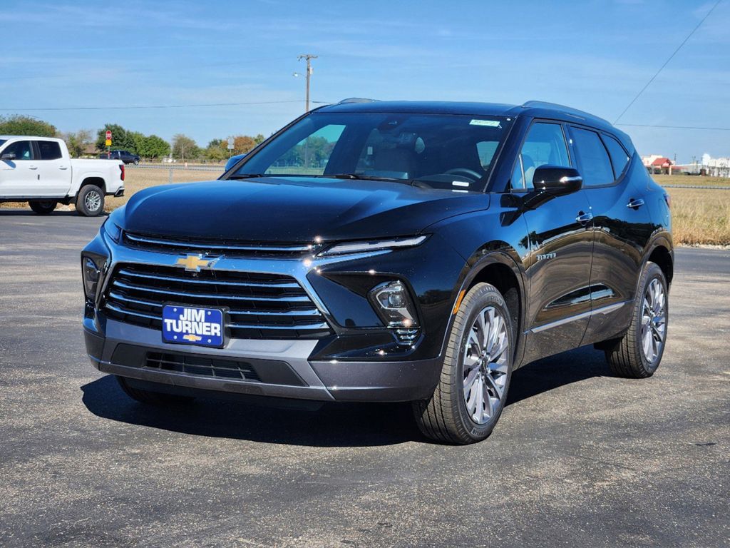 2025 Chevrolet Blazer Premier 2