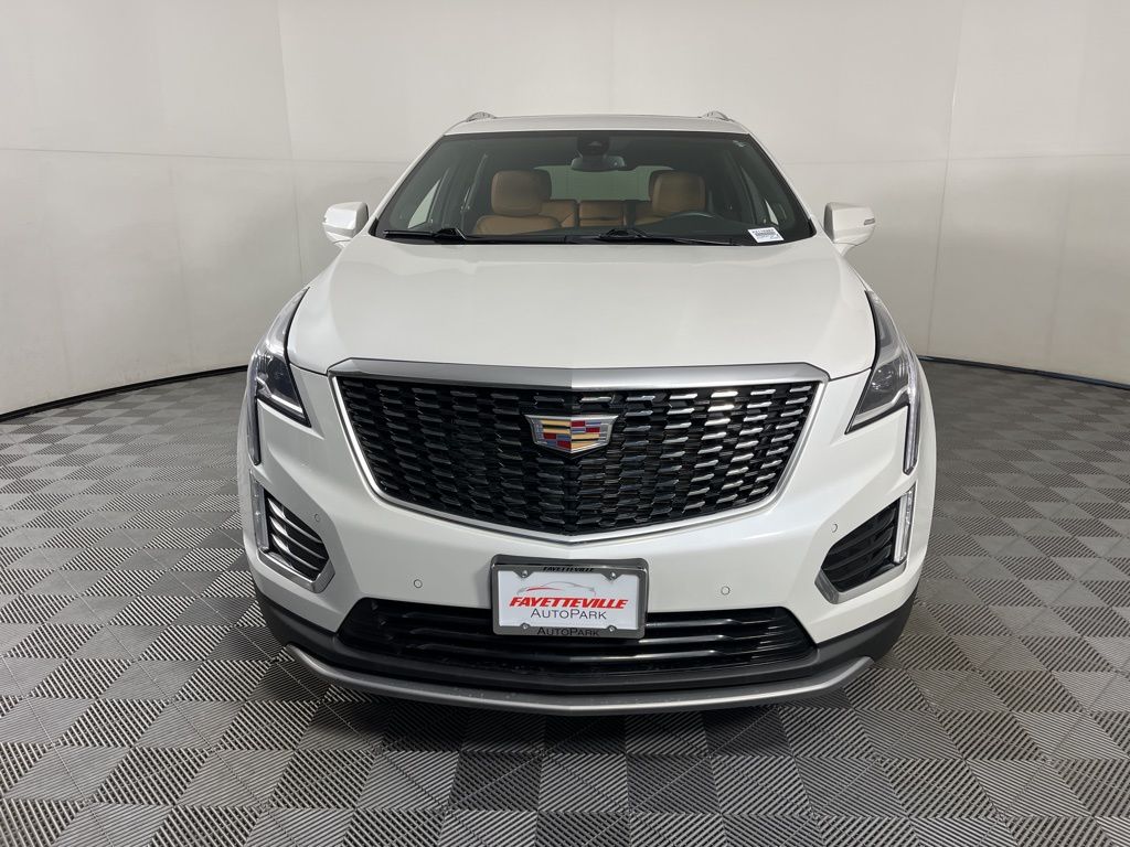 Thumbnail: 2023 Cadillac XT5 - 18