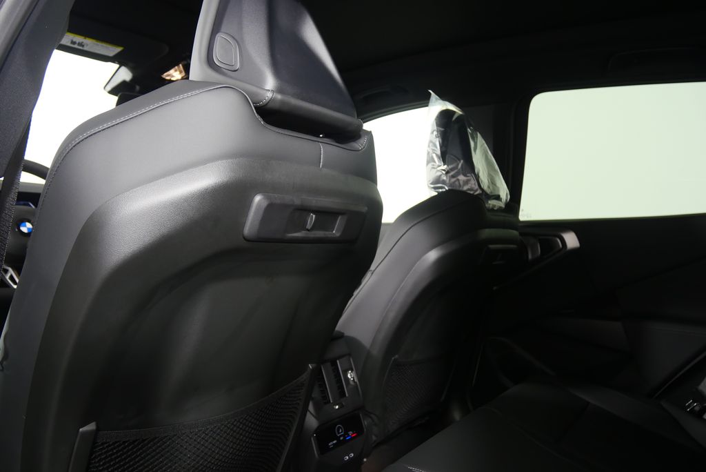 Thumbnail: 2026 BMW X3 - 17