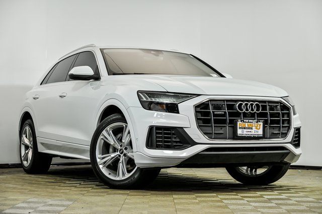 2023 Audi Q8 quattro Premium 55 TFSI