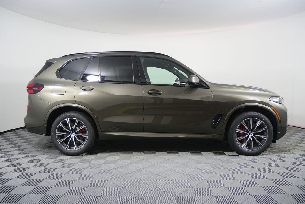 Thumbnail: 2026 BMW X5 - 2