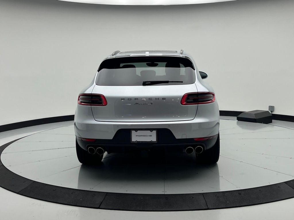 Thumbnail: 2017 Porsche Macan - 9