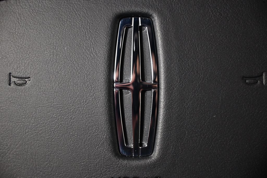 New 2026 Gray Lincoln Reserve image 35