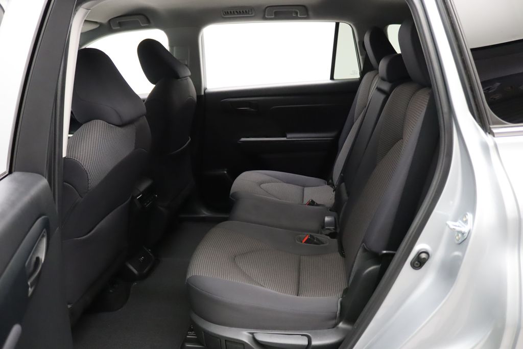 Thumbnail: 2021 Toyota Highlander - 19