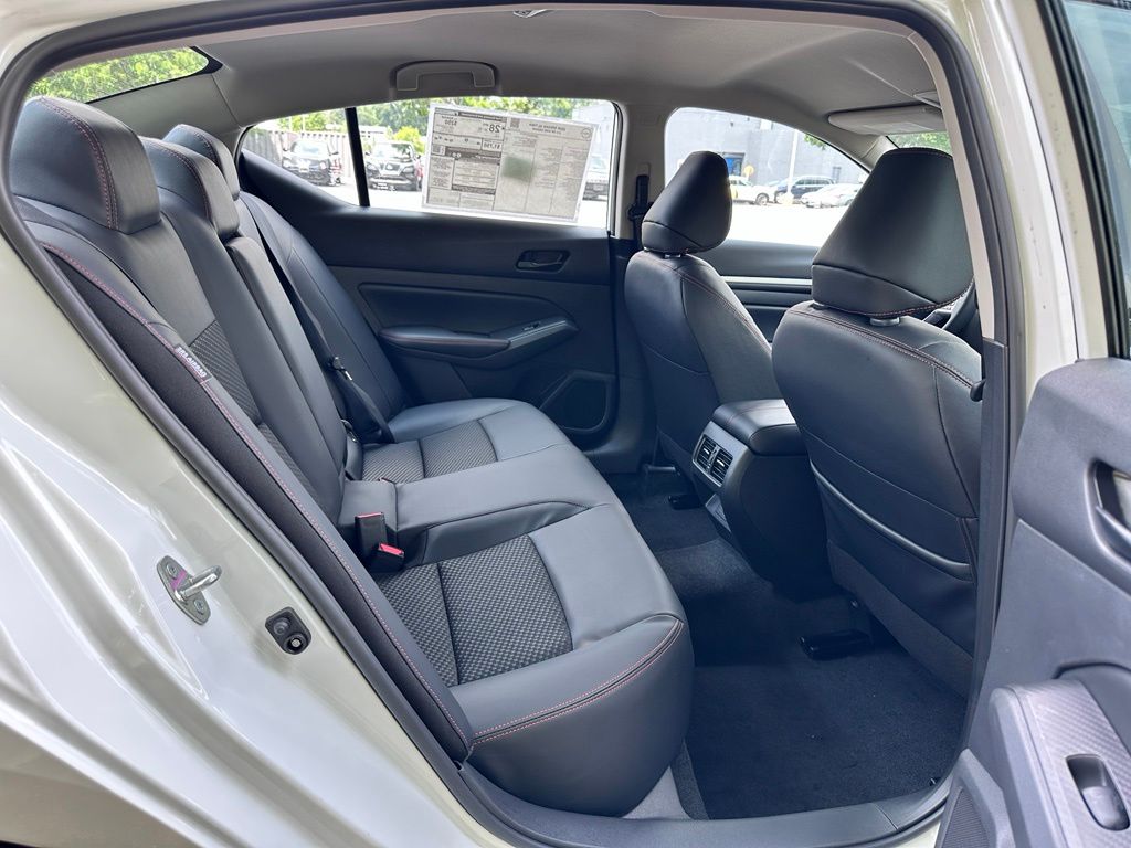 New 2026 Pearl White/Super Black Nissan 2.5 SR image 17