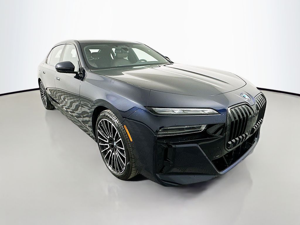 Thumbnail: 2026 BMW 7 Series - 4