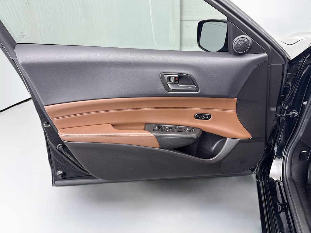 Thumbnail: 2020 Acura ILX - 22