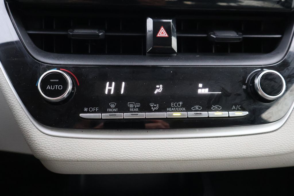 Thumbnail: 2021 Toyota Corolla - 24