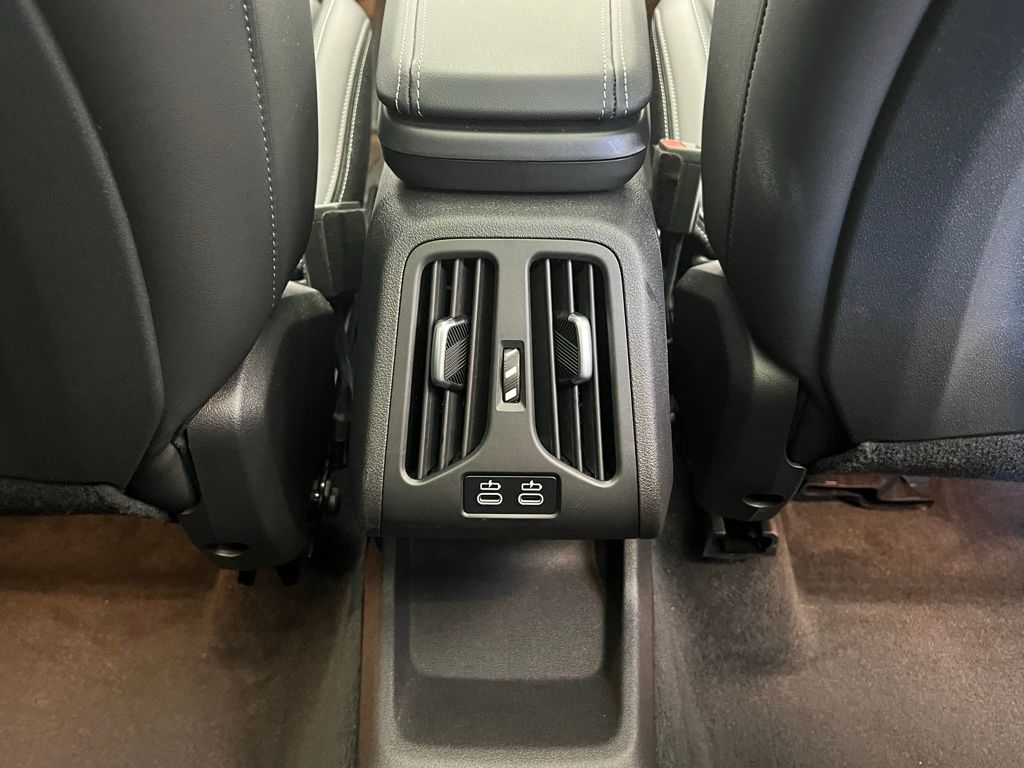 Thumbnail: 2025 BMW X1 - 9