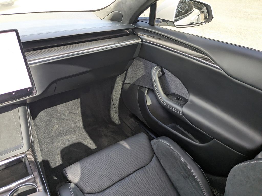 2025 Tesla Model S Plaid