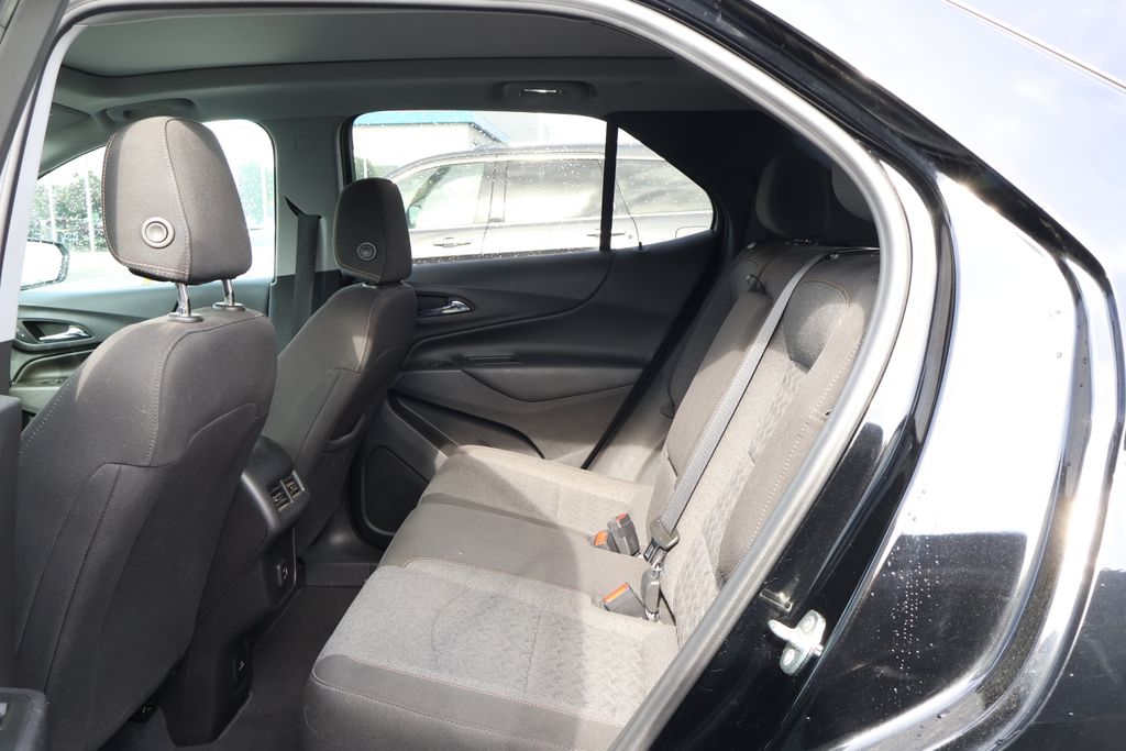 2022 Chevrolet Equinox LT 30