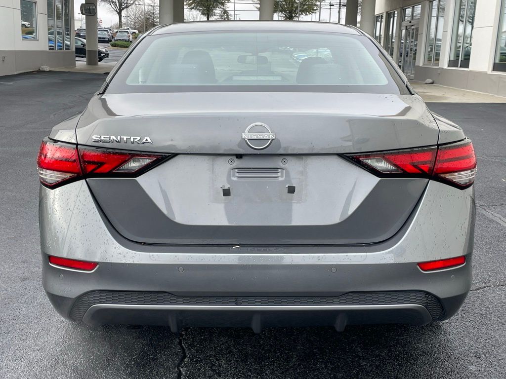 Thumbnail: 2024 Nissan Sentra - 4
