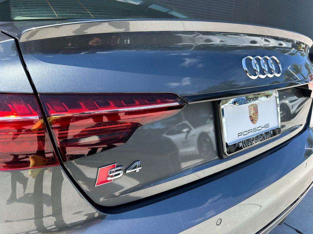 Thumbnail: 2020 Audi S4 - 12