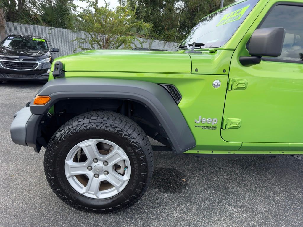 2018 Jeep Wrangler Sport S 11