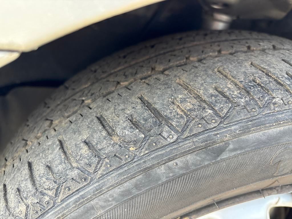 2000 Silver Stream Opal Toyota Corolla LE FWD Sedan