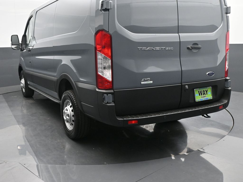 2025 Ford Transit 250