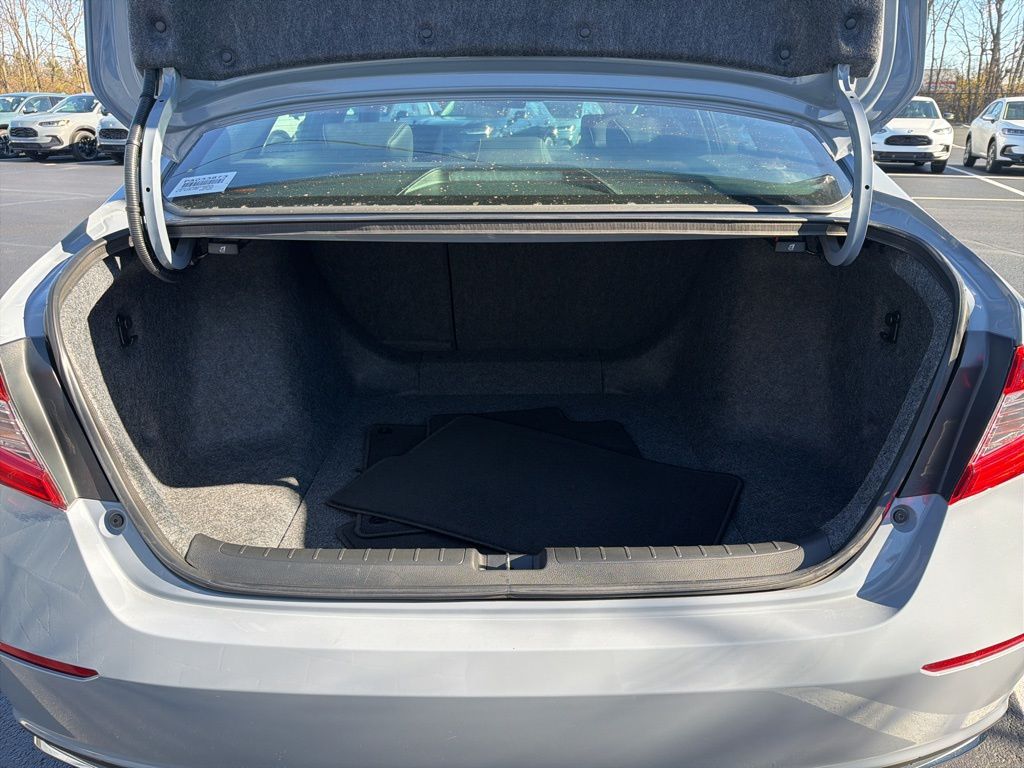 Thumbnail: 2022 Honda Accord - 21