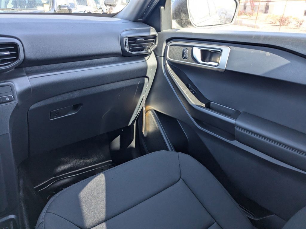 2025 Ford Police Interceptor Utility 