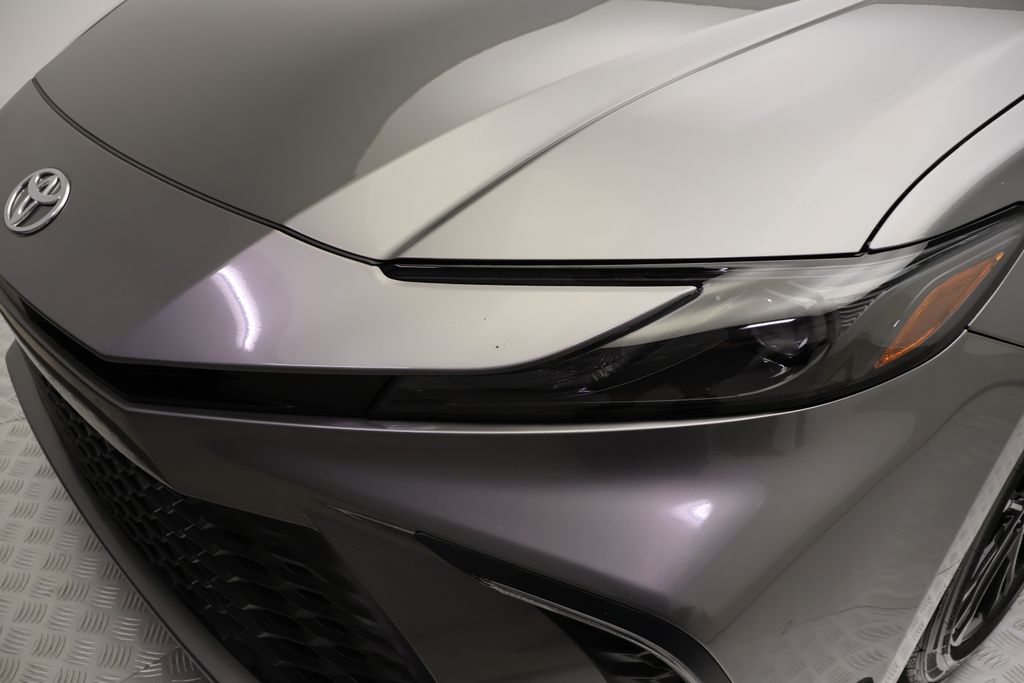 Thumbnail: 2025 Toyota Camry - 3