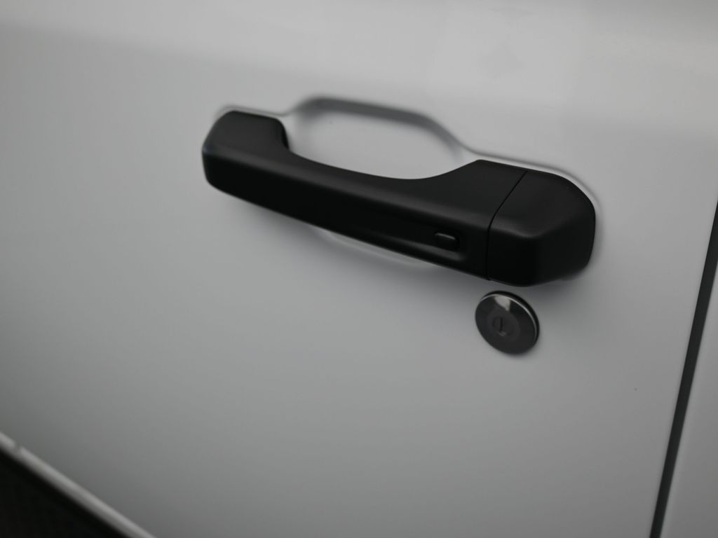 New 2026 Bright White Clearcoat Jeep Sahara image 25