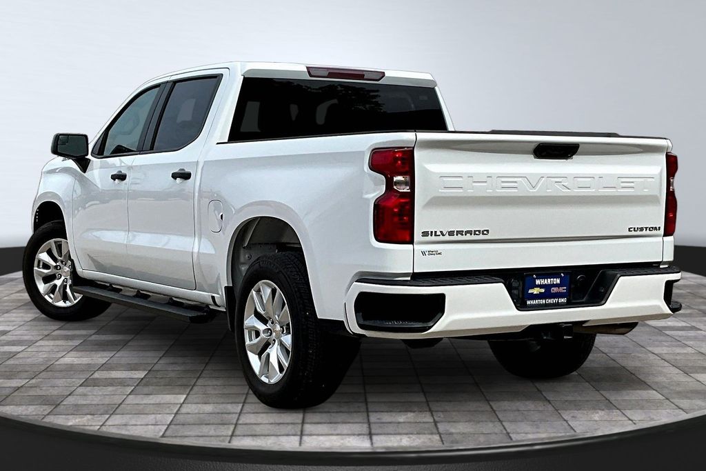 2025 Chevrolet Silverado 1500 Custom - 4