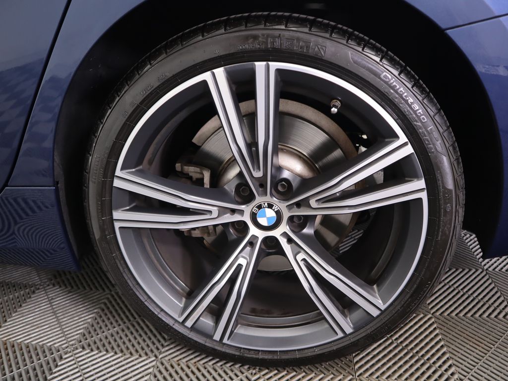 Thumbnail: 2022 BMW 3 Series - 32