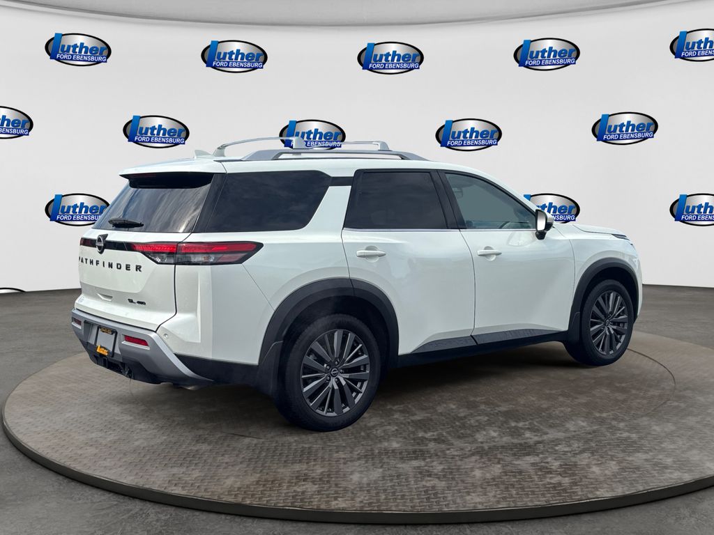 2024 Nissan Pathfinder SL White at Bob Ruth Ford