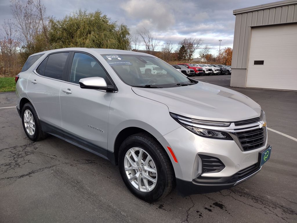 2022 Chevrolet Equinox LT AWD with 1LT