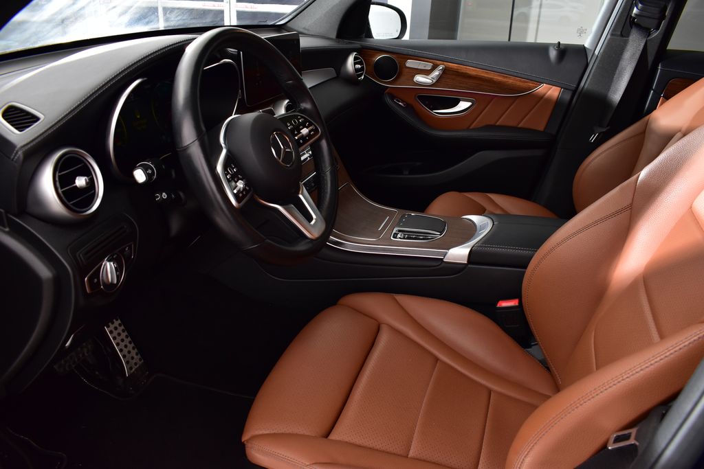 Thumbnail: 2022 Mercedes-Benz GLC - 13
