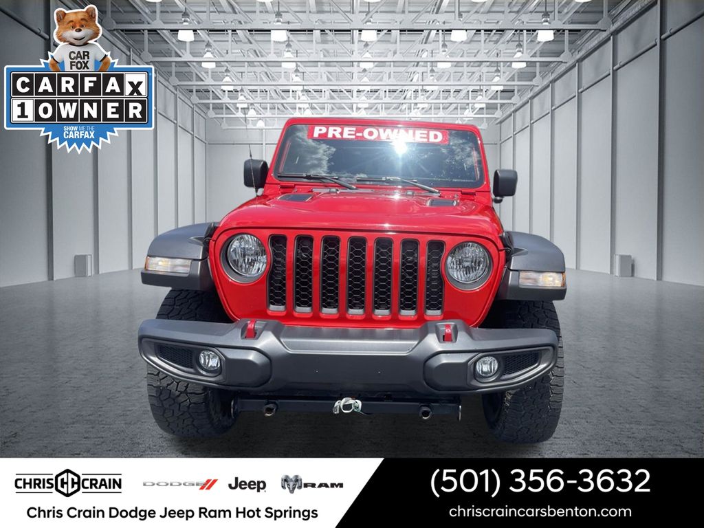 Red Clearcoat 2022 Jeep Gladiator Pickup Truck Four-Wheel Drive 8-Speed Automatic
