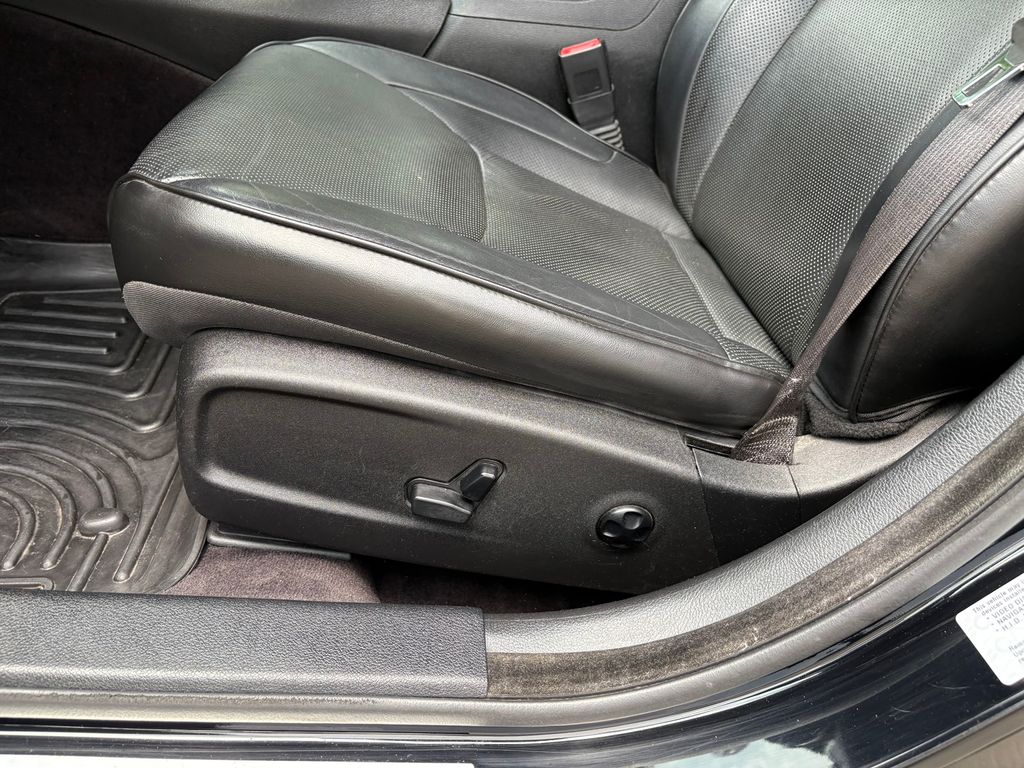2017 Chrysler 300 C