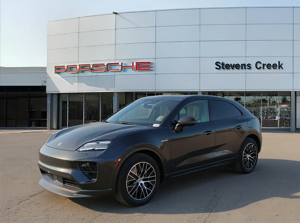 Thumbnail: 2026 Porsche Macan - 1