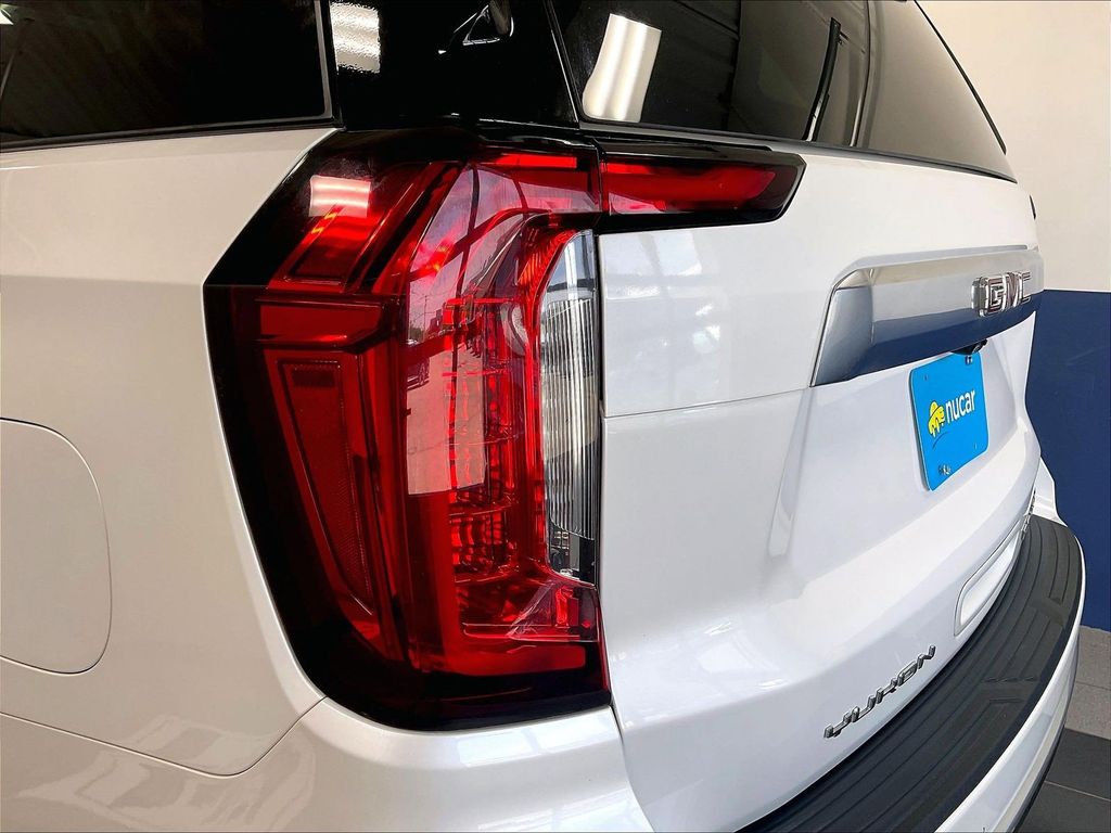 2024 GMC Yukon — photo 35