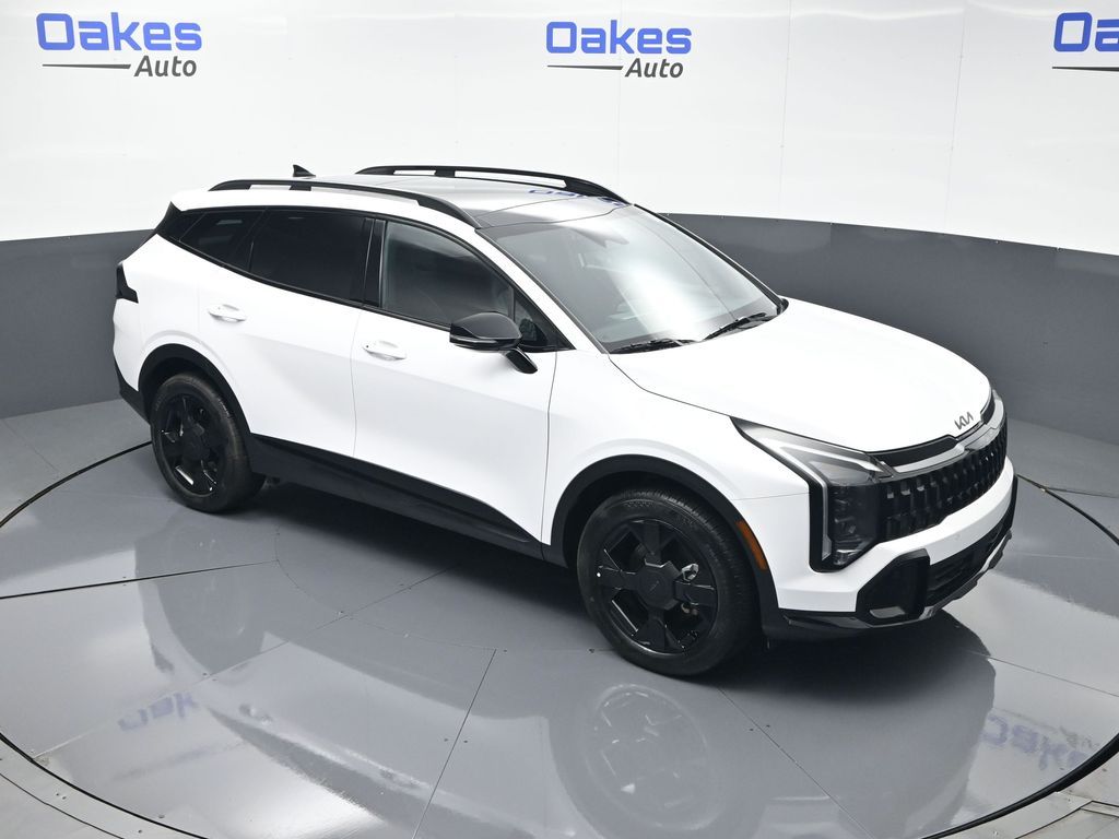 2026 Glacial White Pearl Kia Sportage X-Line AWD SUV