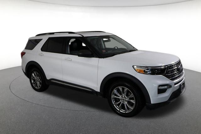 2020 Ford Explorer XLT photo
