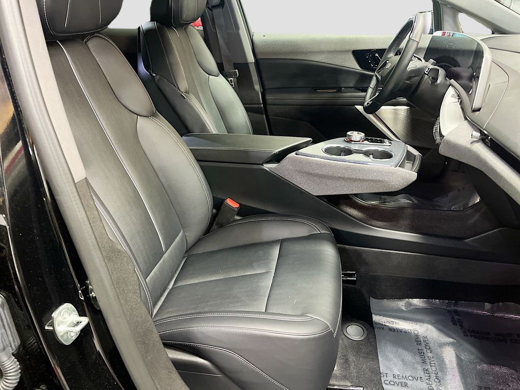 Used 2025 Black Raven Cadillac Sport 2 image 27
