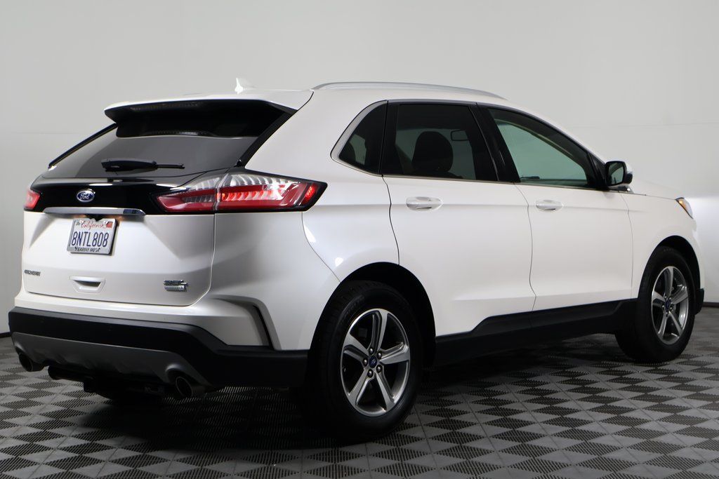 Thumbnail: 2019 Ford Edge - 4