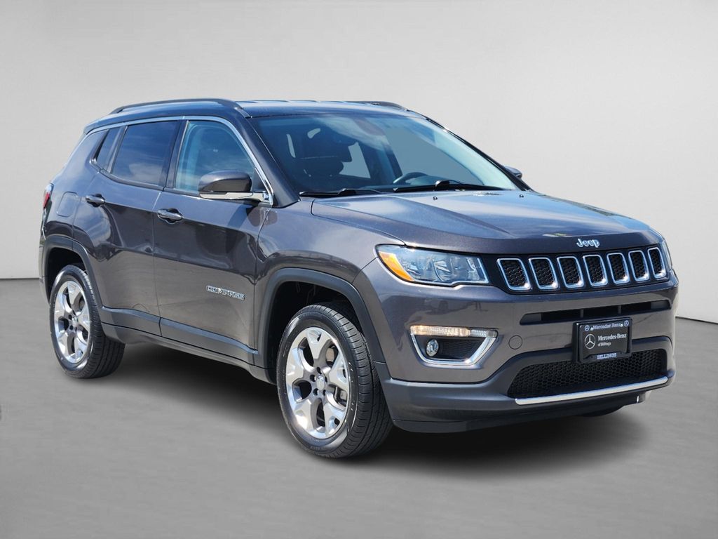 Gray (Granite Crystal Metallic Clearcoat) 2020 Jeep Compass SUV / Crossover Four-Wheel Drive 9-Speed Automatic