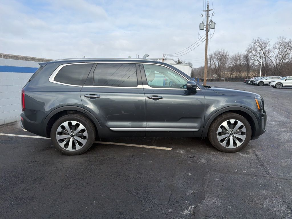 Thumbnail: 2020 Kia Telluride - 6