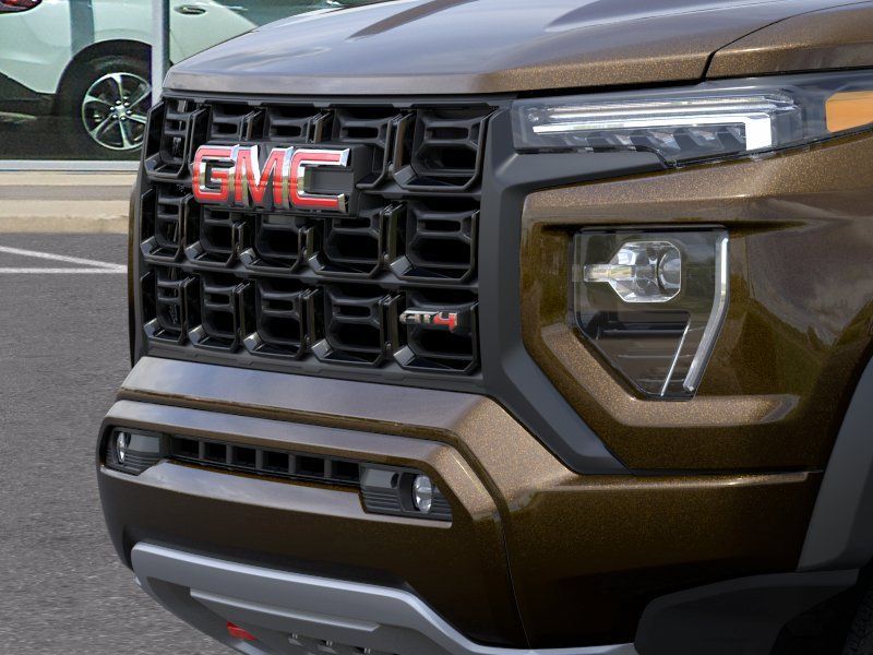 2024 GMC Canyon AT4 13