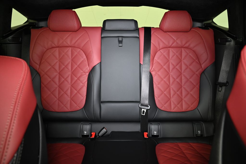 Thumbnail: 2026 BMW X6 - 26