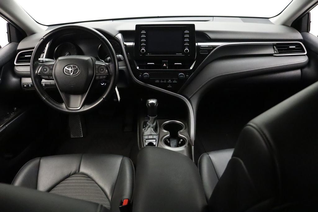 Thumbnail: 2022 Toyota Camry - 24