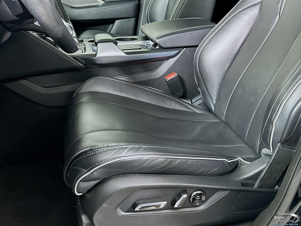 used 2023 Acura MDX car, priced at $41,499