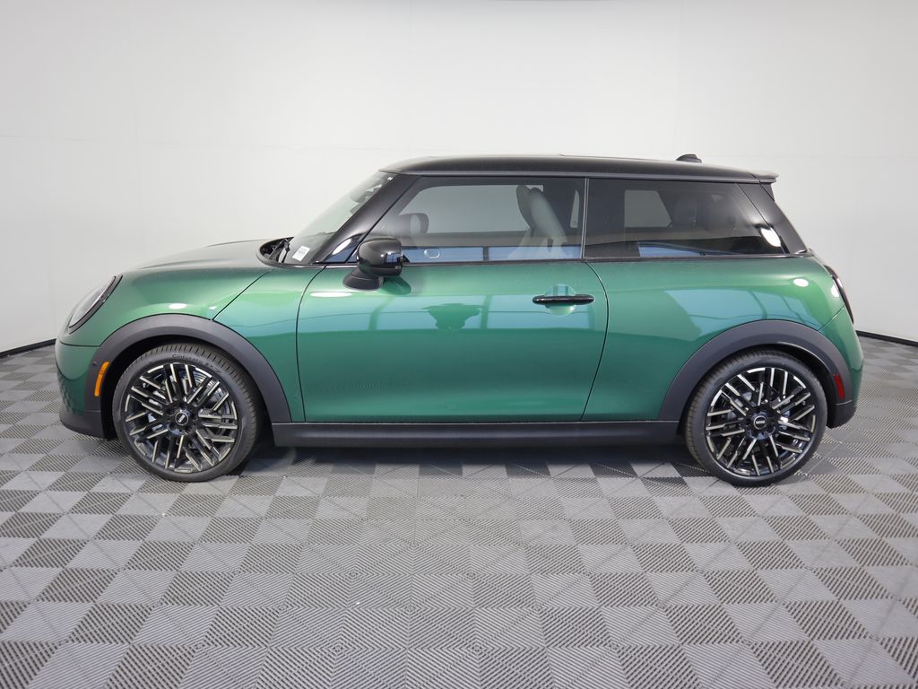 2025 MINI Cooper S 8